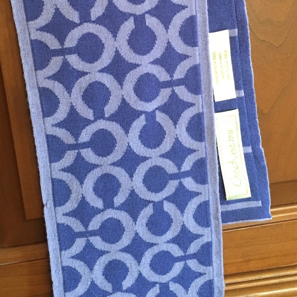 Coach Merlino Wool Scarf - Picture 2 of 5